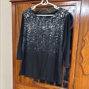 Black and Gray Women's Top